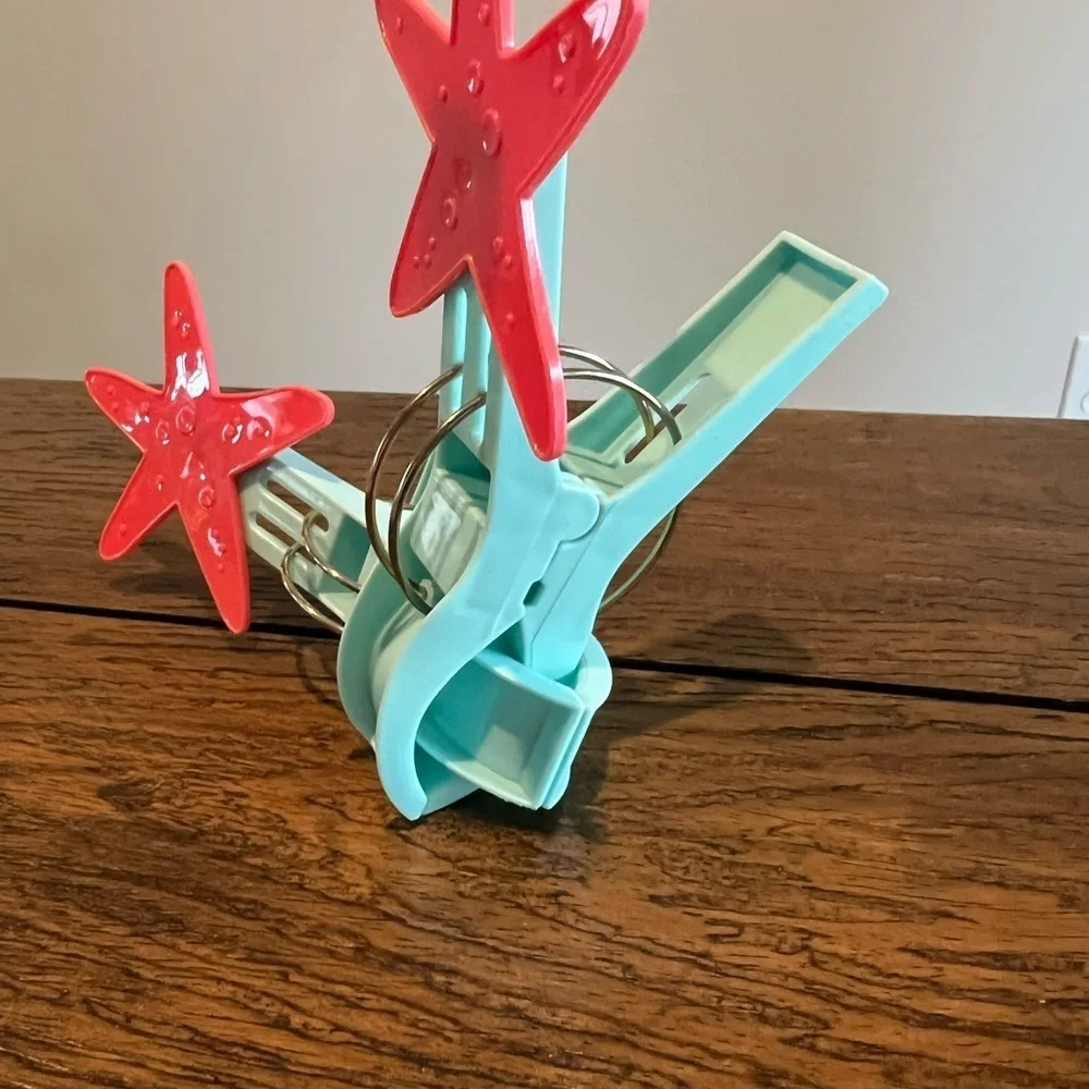 Boca Whimsical Colorful Starfish Beach Towel Clips Keep towels in Place